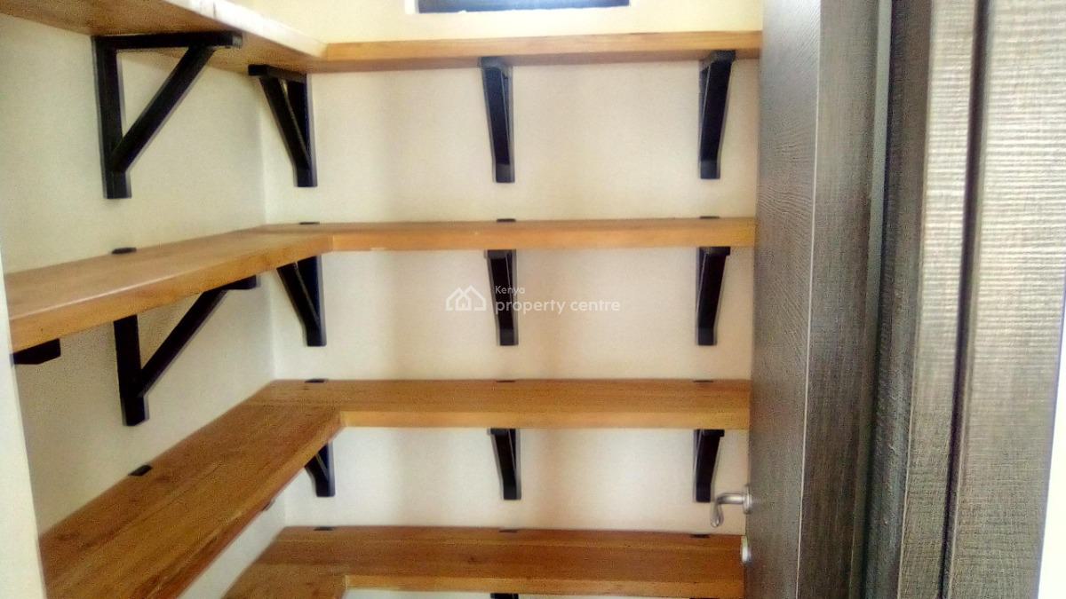 Flat Roof Top 4 Bedrooms Villa, Yukos, Kitengela, Kajiado, Terraced Duplex for Sale