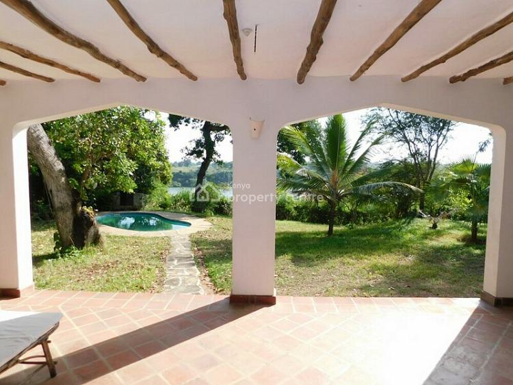 4 Bedroom House on Half Acre Touching, Hr-547, Mtwapa, Kilifi, House for Rent
