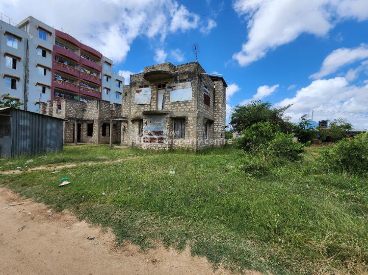 For Sale 4 Bedroom House On 80 By 80 Plots, Utange, Bamburi