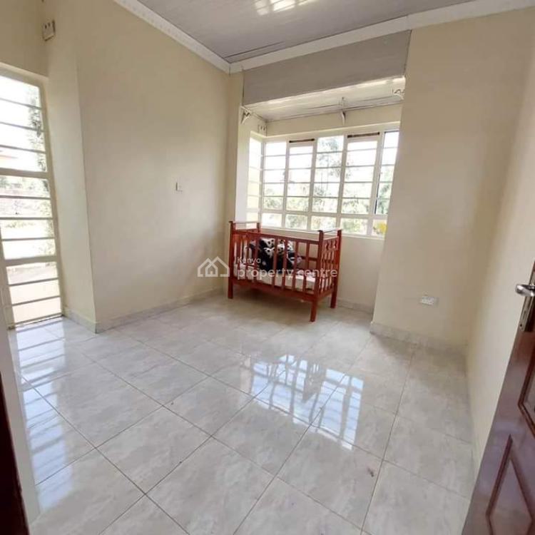 4 Bedroom House with Sq, Membley Estate, Kiambu, Townhouse for Rent