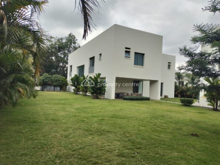 For Sale 5 Bedroom House Ensuite 3dsq Office/pool/gym On Half Acre