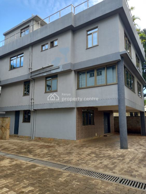 For Sale Ultramodern 5 Bedrooms Villa With Open Rooftop Terrace