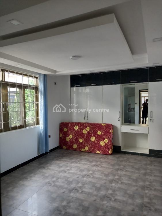 For Sale Ultramodern 5 Bedrooms Villa With Open Rooftop Terrace