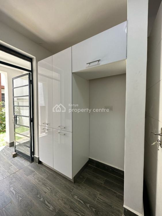 For Sale 5 Bedroom Townhouse, South C, Nairobi West, Nairobi 5 Beds