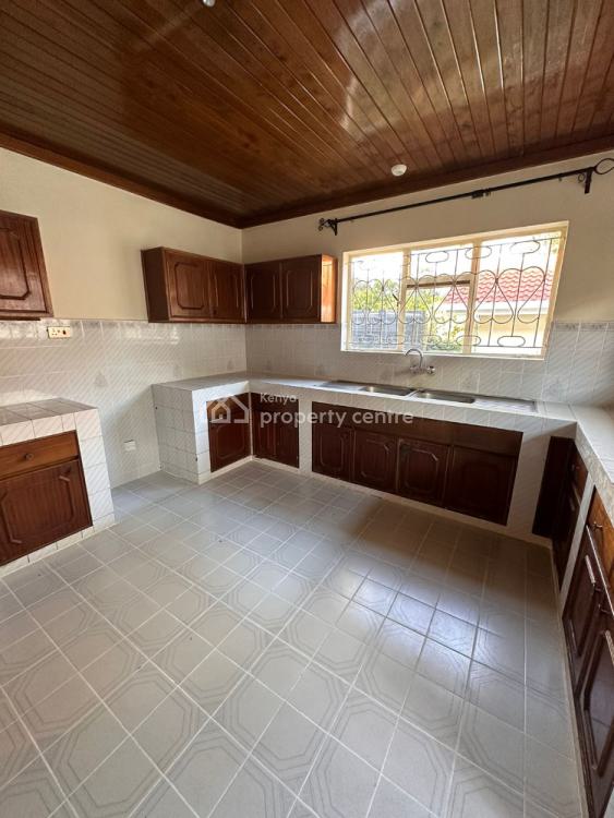 For Rent Emerald Estate, Karen, Nairobi 4 Beds, 4 Baths Kenya