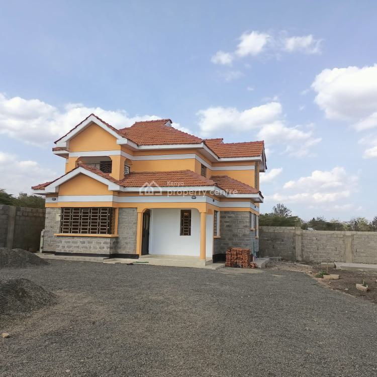 Spacious 4 Bedroom Maisonette on Quarter Acre with Study/dsq, Tarmac Road, Ongata Rongai, Kajiado, House for Sale