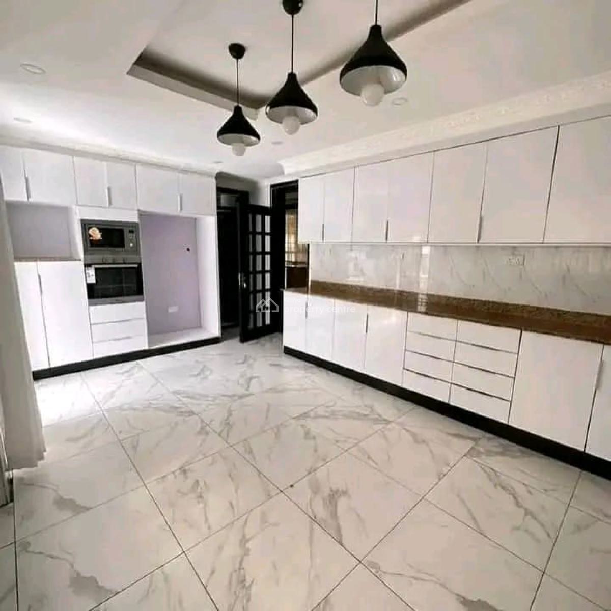 7 Bedrooms All Ensuite House in Karen 3 Lounges 3 Levels 2 Dsq, Karen, Karen, Nairobi, Townhouse for Sale