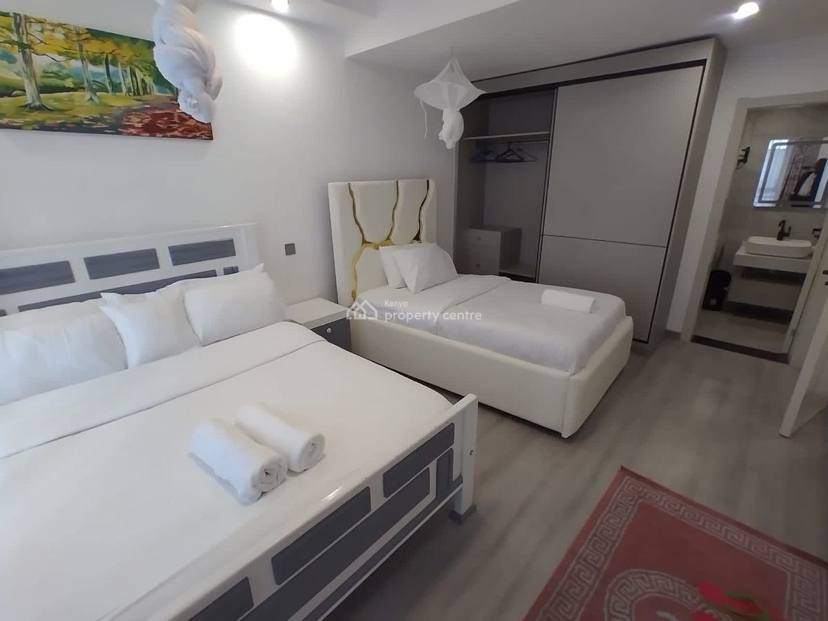 Fully Furnished and Serviced 3 Bedroom Apartment with Dsq, Kilimani, Nairobi, Apartment for Rent