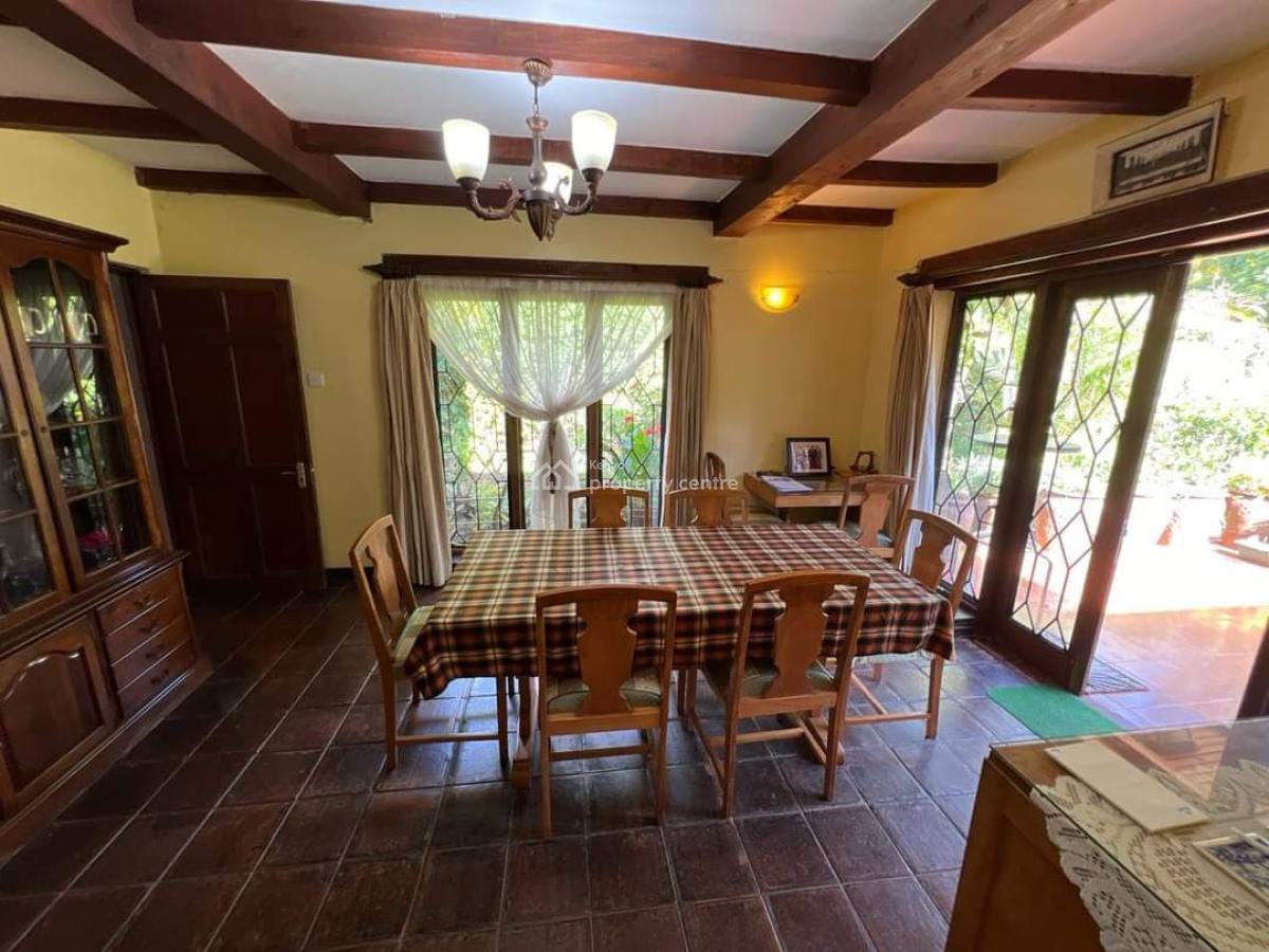 4 Bedroom Bungalow All Ensuite with Dsq on One Acre in Miotoni Karen., Karen, Nairobi, House for Sale