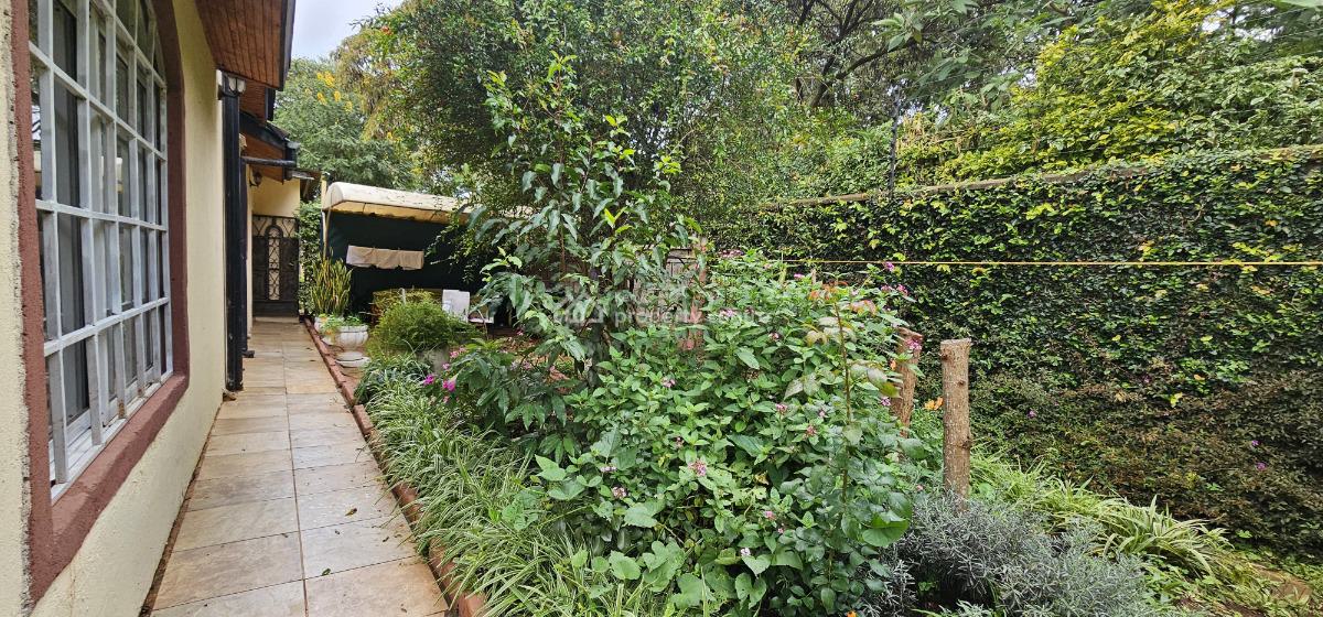 Gorgeous 3 Bedrooms House with Lush Garden and Gazebo, Karen, Karen, Nairobi, House for Rent