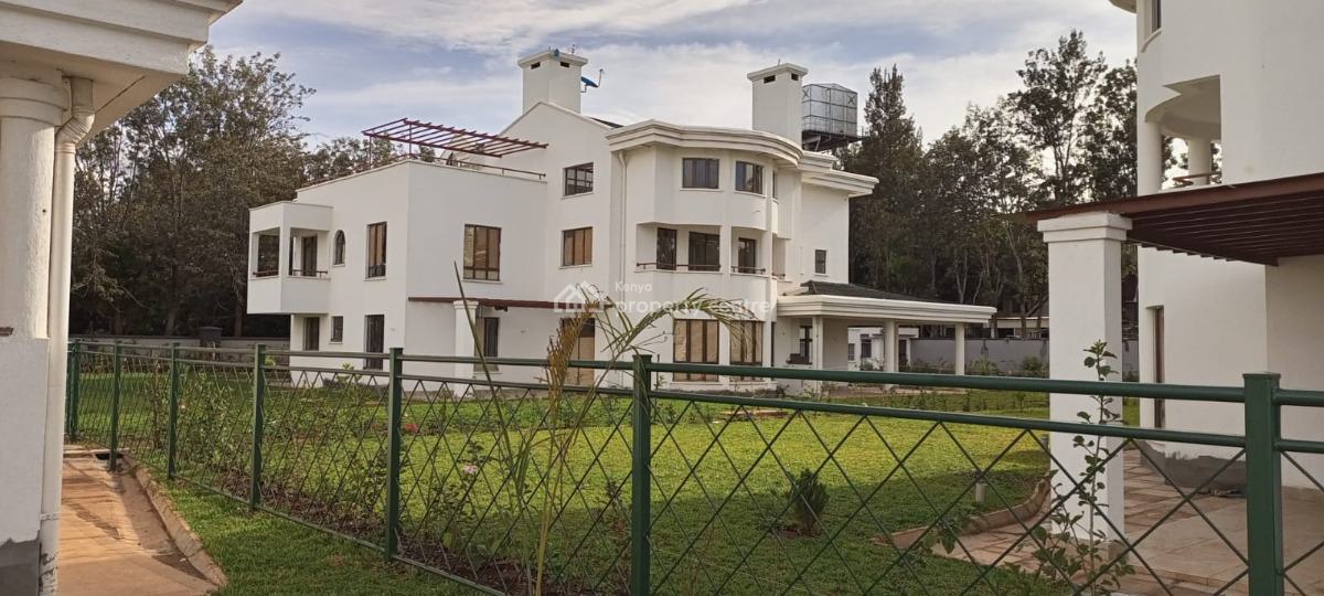Exquisite 6 Bedroom House All Ensuite with Pool on Half Acre in Karen., Karen, Nairobi, House for Sale