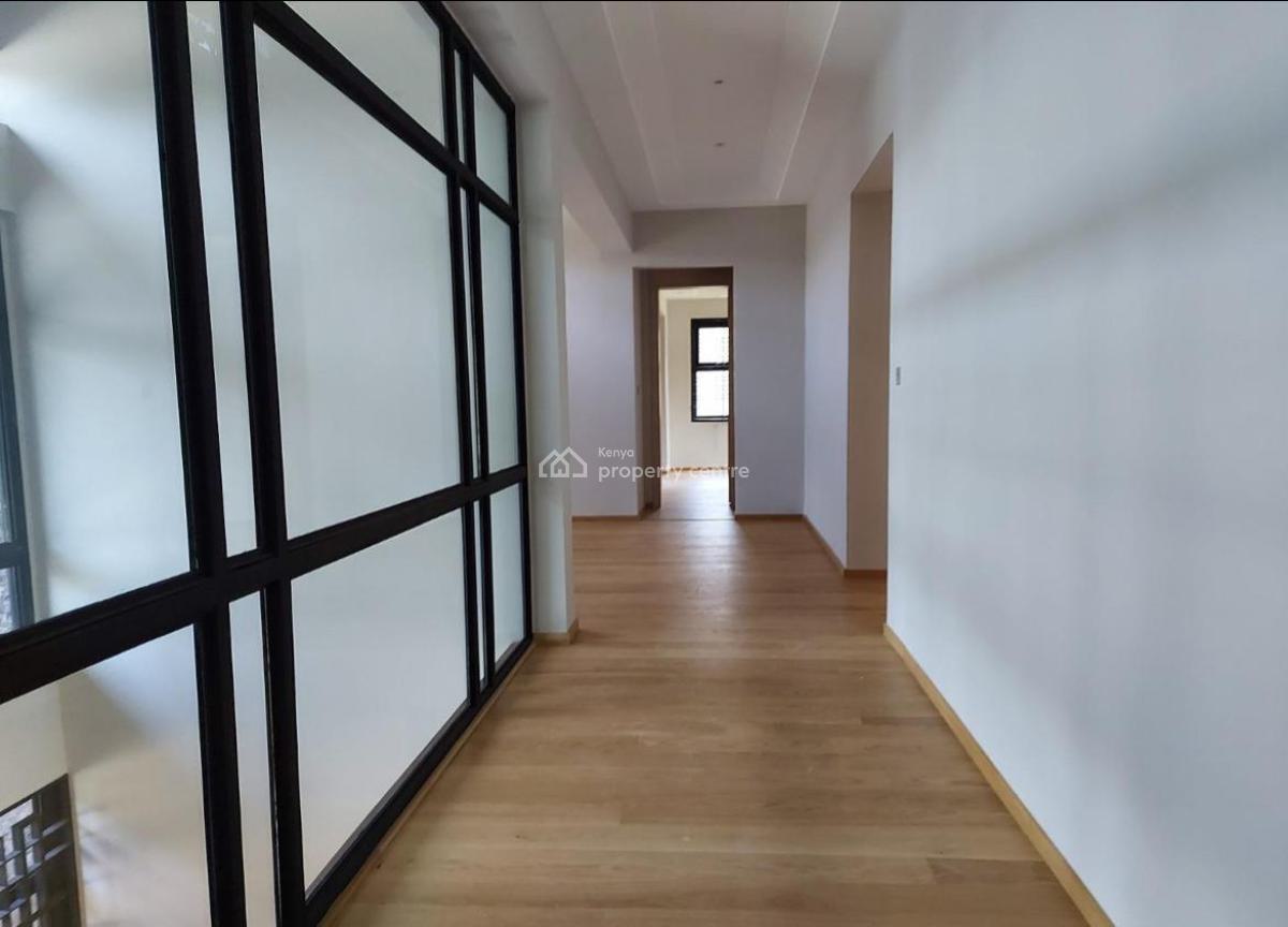 Contemporary 5bedroom House with 3dsq on Half Acre in Oldmuthaiga., Old Muthaiga, Muthaiga, Nairobi, House for Sale