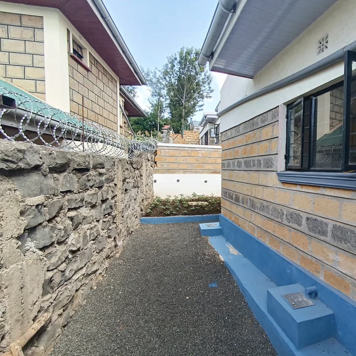 Newly Build Hidden Roof 3 Bedroom Bungalow on Eighth in Kiserian, Rong, Ongata Rongai, Kajiado, House for Sale