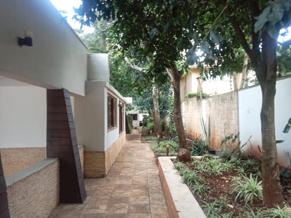 an Executive 6 Bedroom House on 1acre, Kyuna Road, Spring Valley, Nairobi, Detached Duplex for Rent
