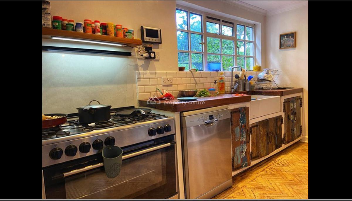 4 Bedroom House , Guest-house, Dsq & Swimming Pool in Lavington, Lavington, Nairobi, Detached Bungalow for Sale