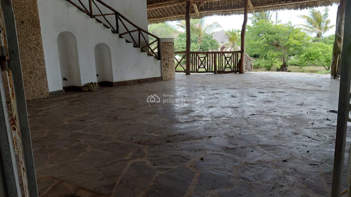 3 Bedroom House Ensuite Sitting on 2 Acres, Garage, Watamu Kilifi, Watamu, Kilifi, Semi-detached Duplex for Sale