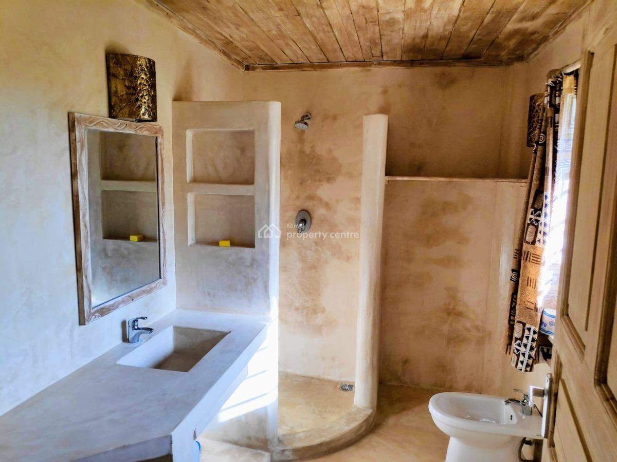 6 Bedrooms Sitting on a Half Acre Plot Each Front, Watamu, Kilifi, Townhouse for Sale