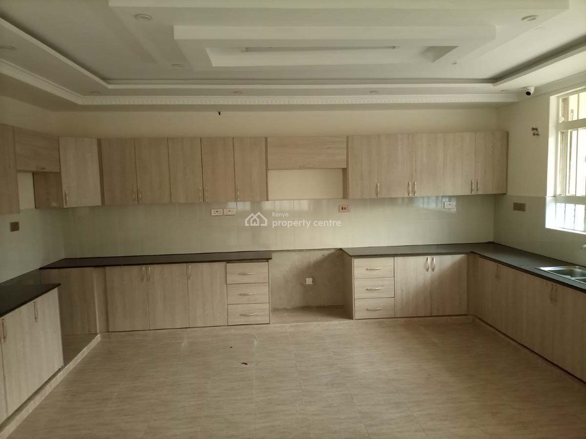 5 Bedroom House with Sq All Ensuite  Gated Estate, Membley Estate, Kiambu, Townhouse for Sale