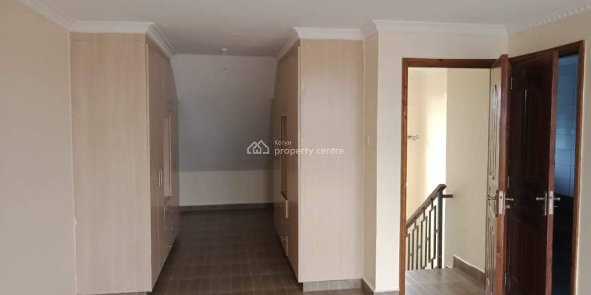 Beautiful 4 Bedroom Maisonette 2 Ensuite in Gated Community in Kikuyu., Kikuyu, Kiambu, House for Sale
