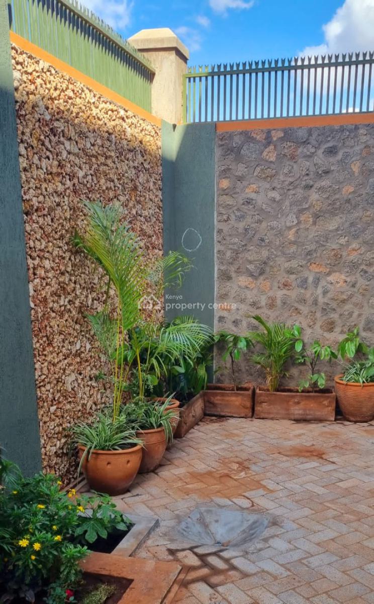 Beautiful 4bedroom Maisonette All Ensuite on 95by45 Plot in Kikuyu., Kikuyu, Kiambu, House for Sale