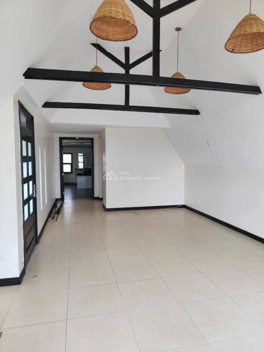 Exquisite 5 Bedroom Home All Ensuite with Pool on Half Acre in Karen., Karen, Nairobi, House for Sale