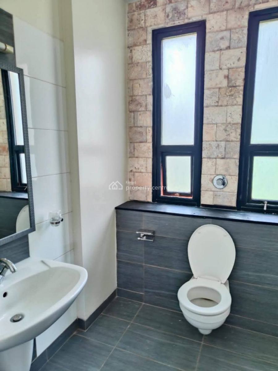 Exquisite 5 Bedroom Home All Ensuite with Pool on Half Acre in Karen., Karen, Nairobi, House for Sale