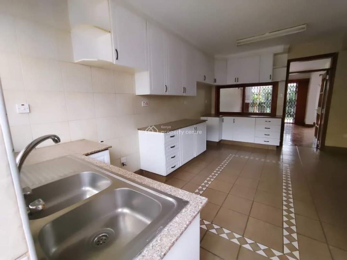 Amazing 4 Bedroom Townhouse All Ensuite Dsq Owashika Road Lavington., Lavington, Nairobi, House for Sale