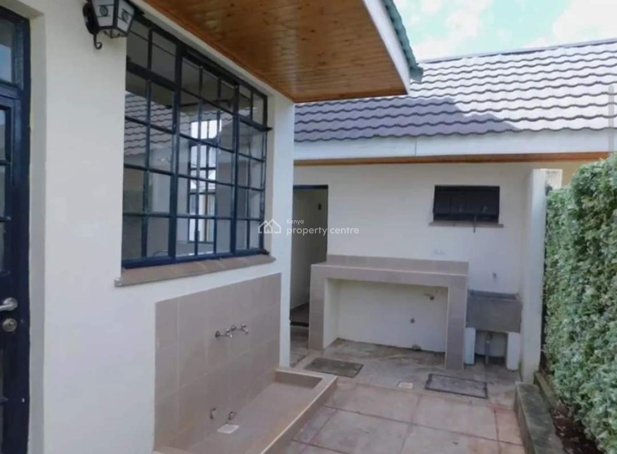 Luxurious 4bedroom Villas All Ensuite with Dsq Along Kiambu Road., Along Kiambu Road., Runda, Westlands, Nairobi, House for Sale