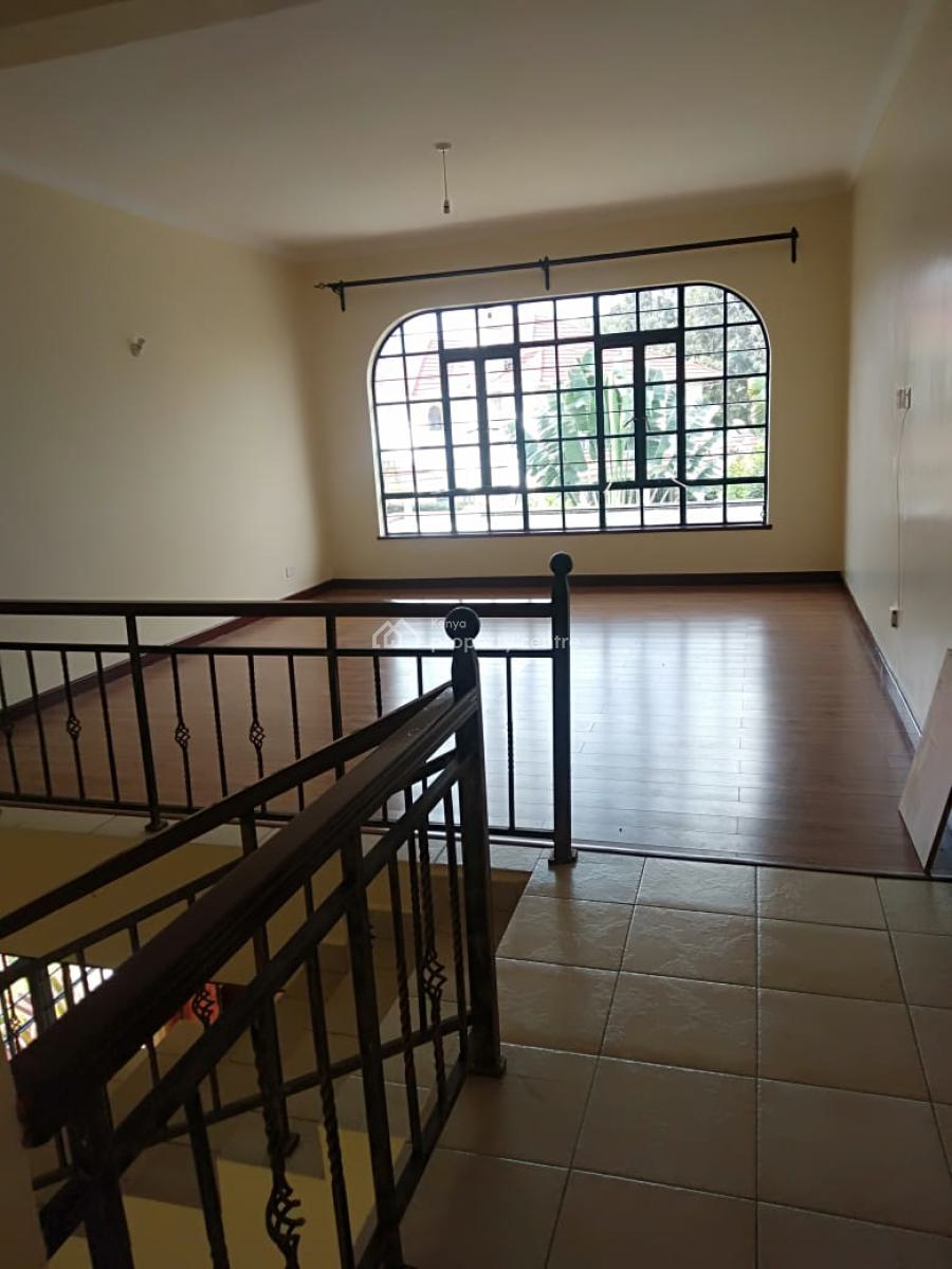 Luxurious 4bedroom Villas All Ensuite with Dsq Along Kiambu Road., Along Kiambu Road., Runda, Westlands, Nairobi, House for Sale