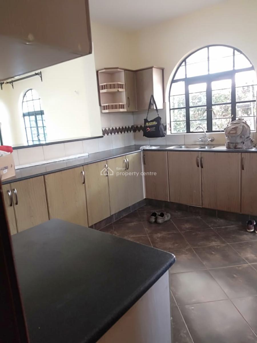 Luxurious 4bedroom Villas All Ensuite with Dsq Along Kiambu Road., Along Kiambu Road., Runda, Westlands, Nairobi, House for Sale