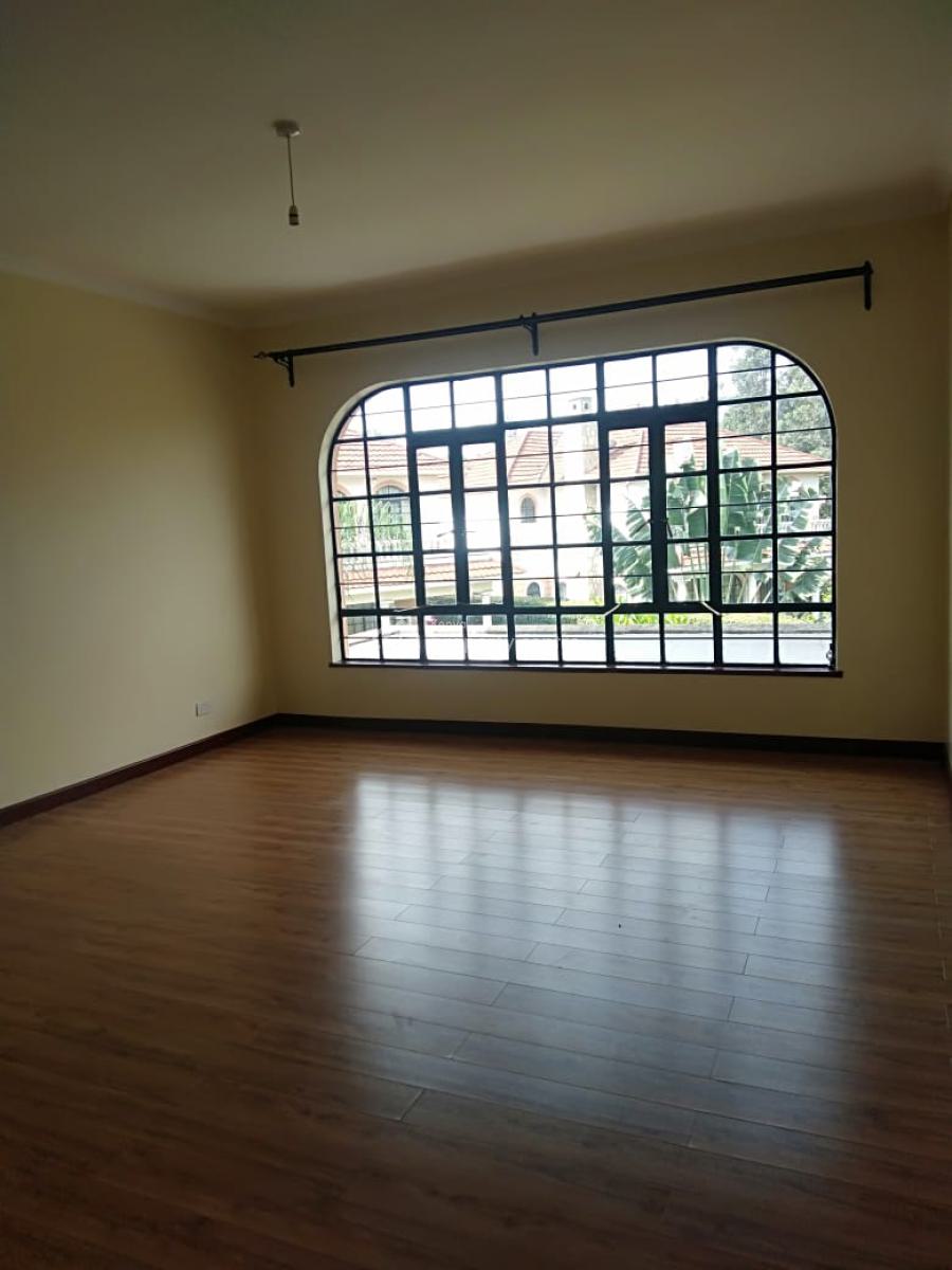 Luxurious 4bedroom Villas All Ensuite with Dsq Along Kiambu Road., Along Kiambu Road., Runda, Westlands, Nairobi, House for Sale