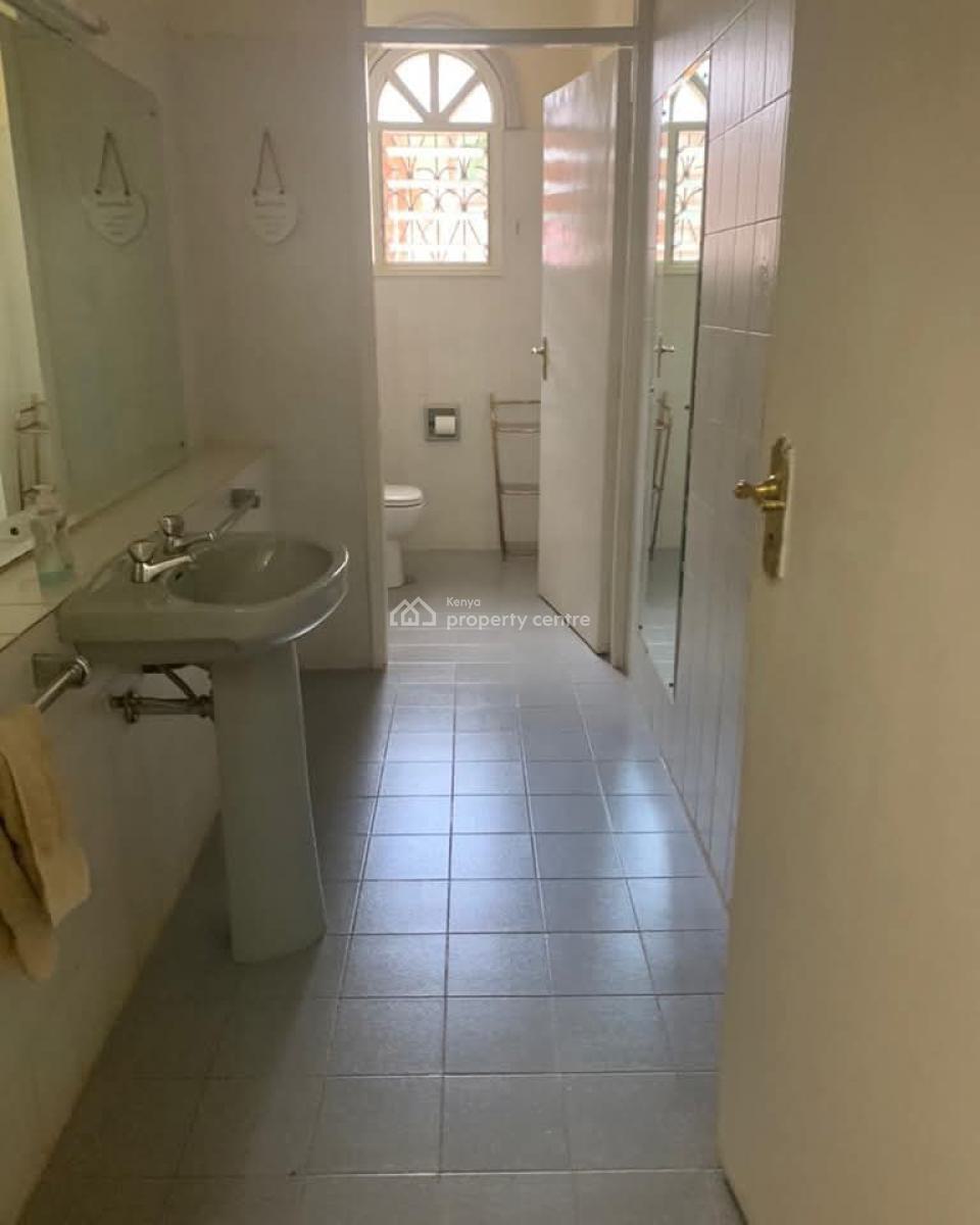 4 Bedroom Home All Ensuite with Pool Dsq on Half Acre in Runda., Runda, Westlands, Nairobi, House for Sale