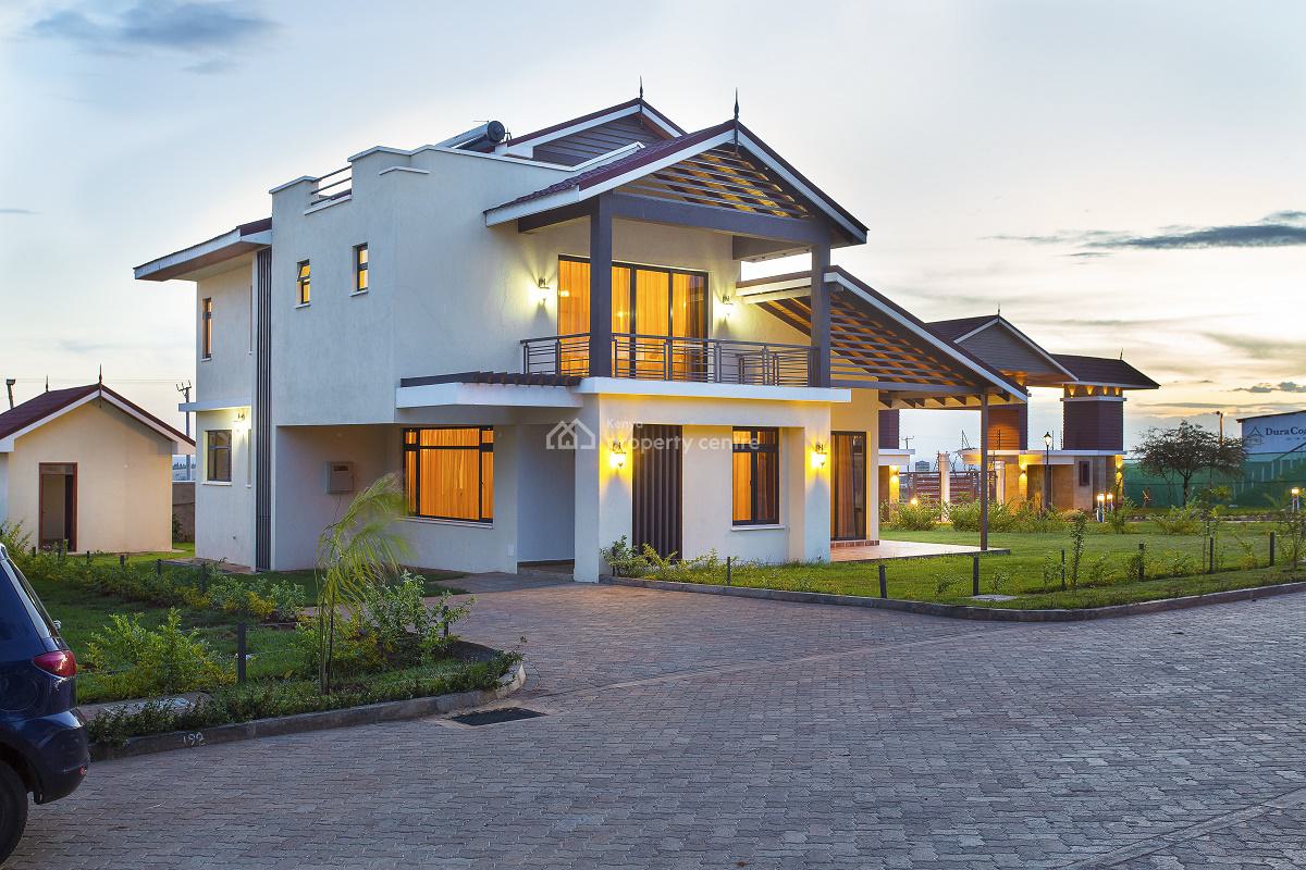 Beautiful 4 Bedroom Villa All Ensuite with Dsq in Athi River., Athi River, Machakos, House for Sale