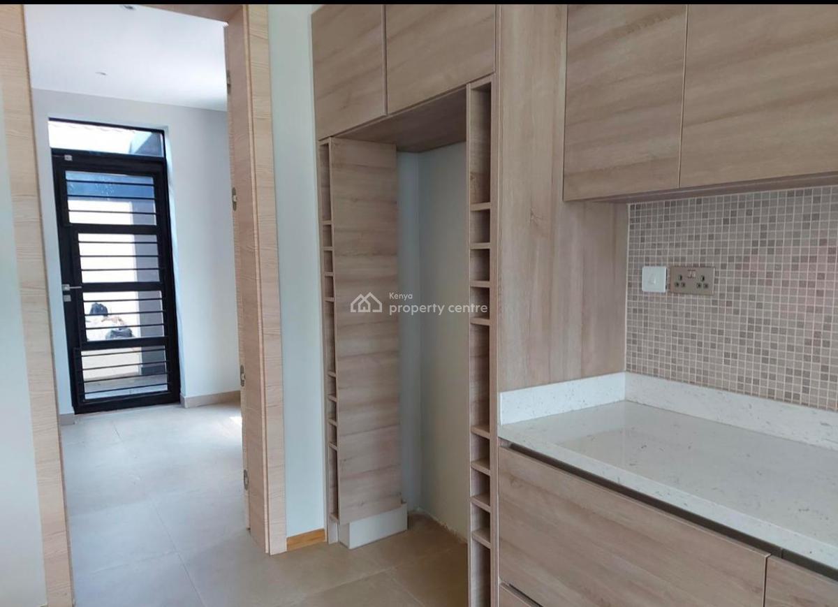 Contemporary 5bedroom House with 3dsq on Half Acre in Oldmuthaiga., Old Muthaiga, Muthaiga, Nairobi, House for Sale
