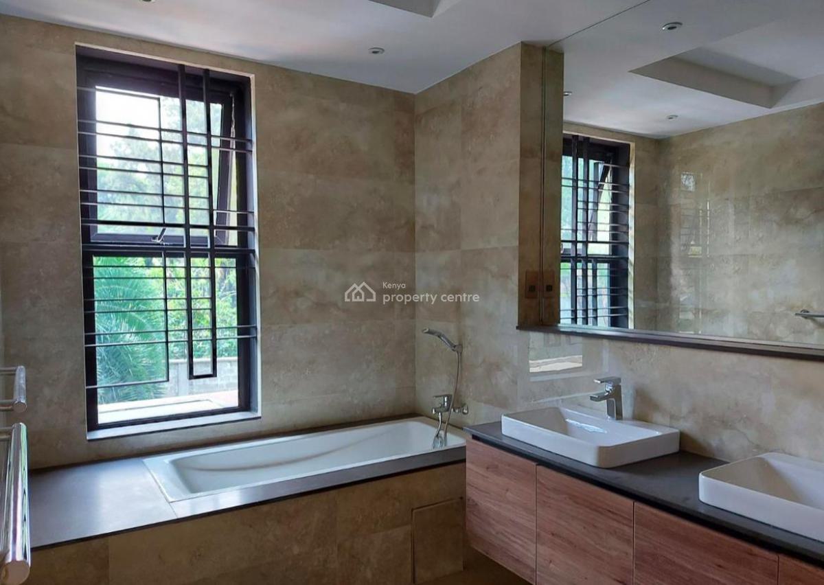 Contemporary 5bedroom House with 3dsq on Half Acre in Oldmuthaiga., Old Muthaiga, Muthaiga, Nairobi, House for Sale
