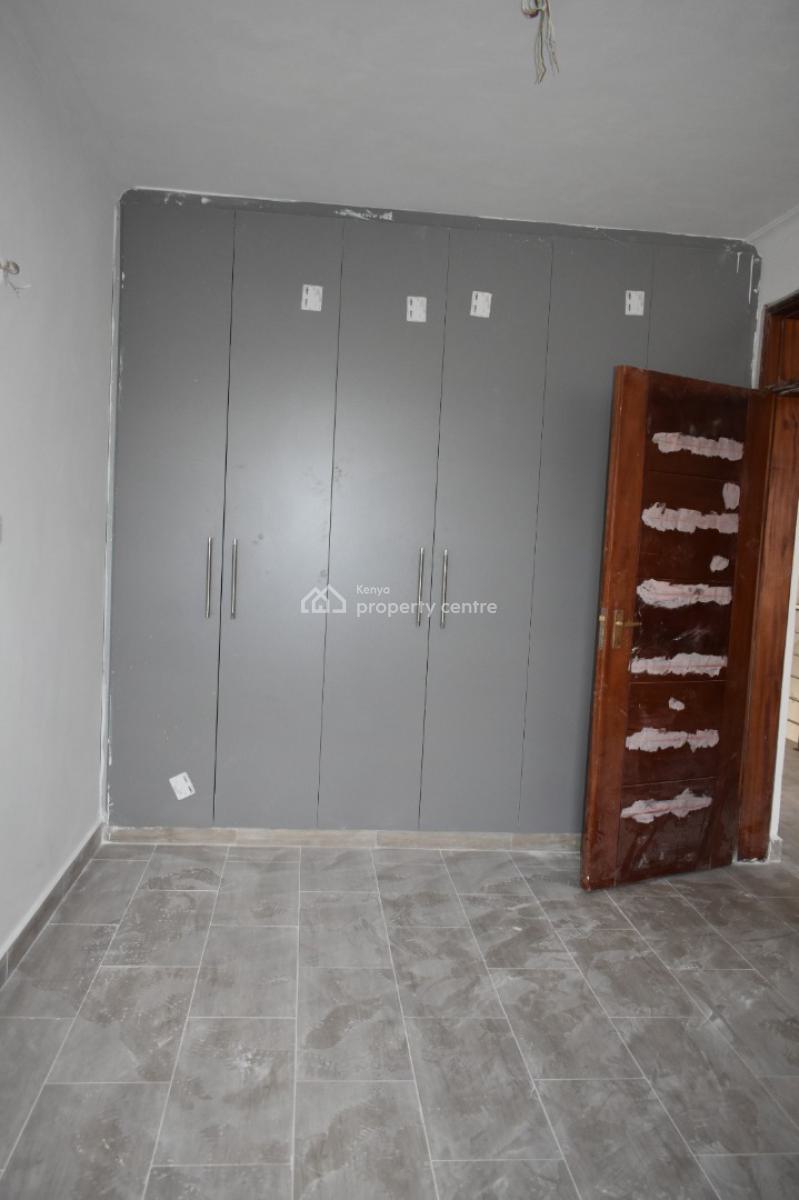 Modern Flat Roofed 4 Bedroom Townhouse with Dsq in Ruiru., Ruiru, Kiambu, House for Sale