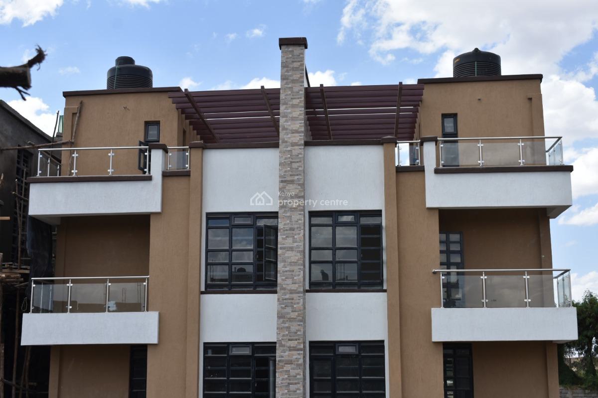Modern Flat Roofed 4 Bedroom Townhouse with Dsq in Ruiru., Ruiru, Kiambu, House for Sale