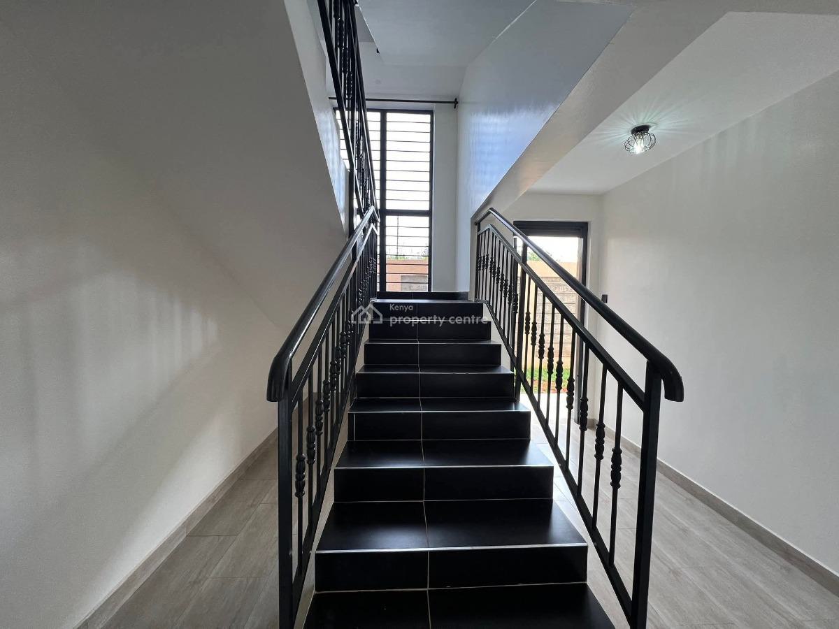 4bedroom Maisonette All Ensuite with Dsq on Eighth in Mugutha, Ruiru, Mugutha, Ruiru, Kiambu, House for Sale