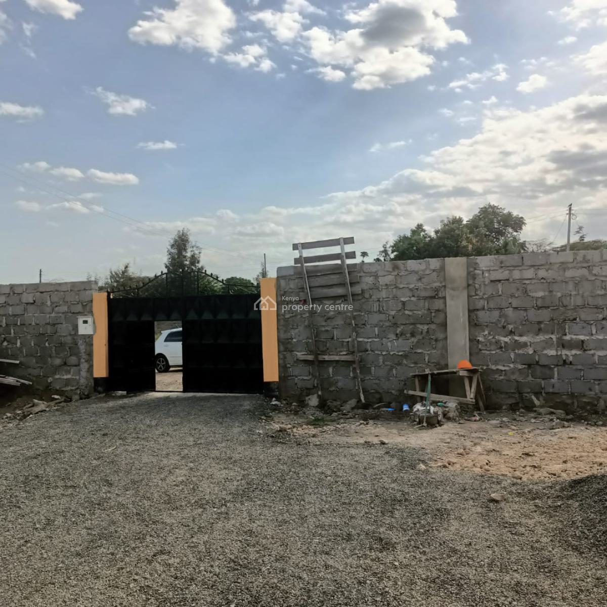 Spacious 4 Bedroom Maisonette on Quarter Acre with Study/dsq in Rongai, Ongata Rongai, Kajiado, House for Sale