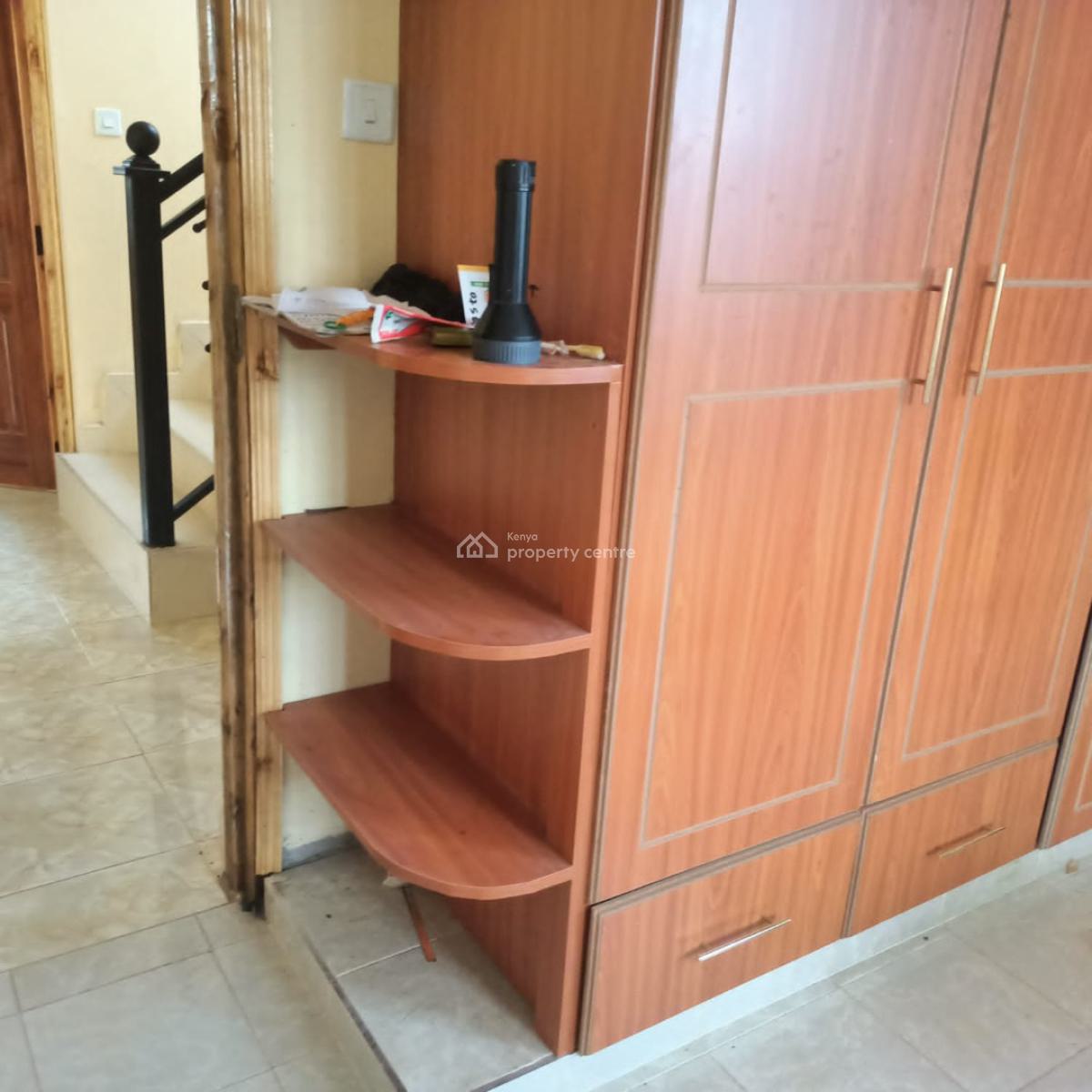 Spacious 4 Bedroom Maisonette on Quarter Acre with Study/dsq in Rongai, Ongata Rongai, Kajiado, House for Sale