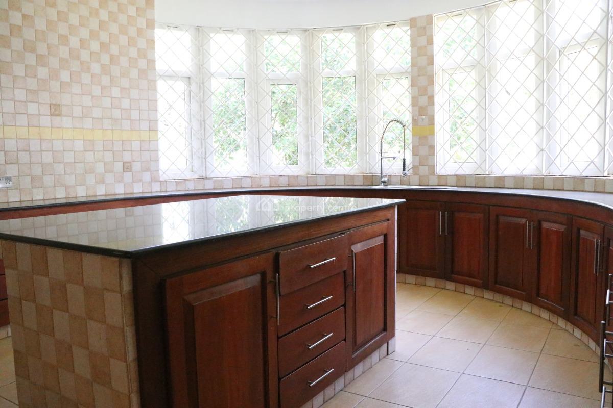 4 Bedroom Villa on Half Acre in Rosslyn, Rosslyn Lone Tree, Rosslyn, Westlands, Nairobi, Townhouse for Rent