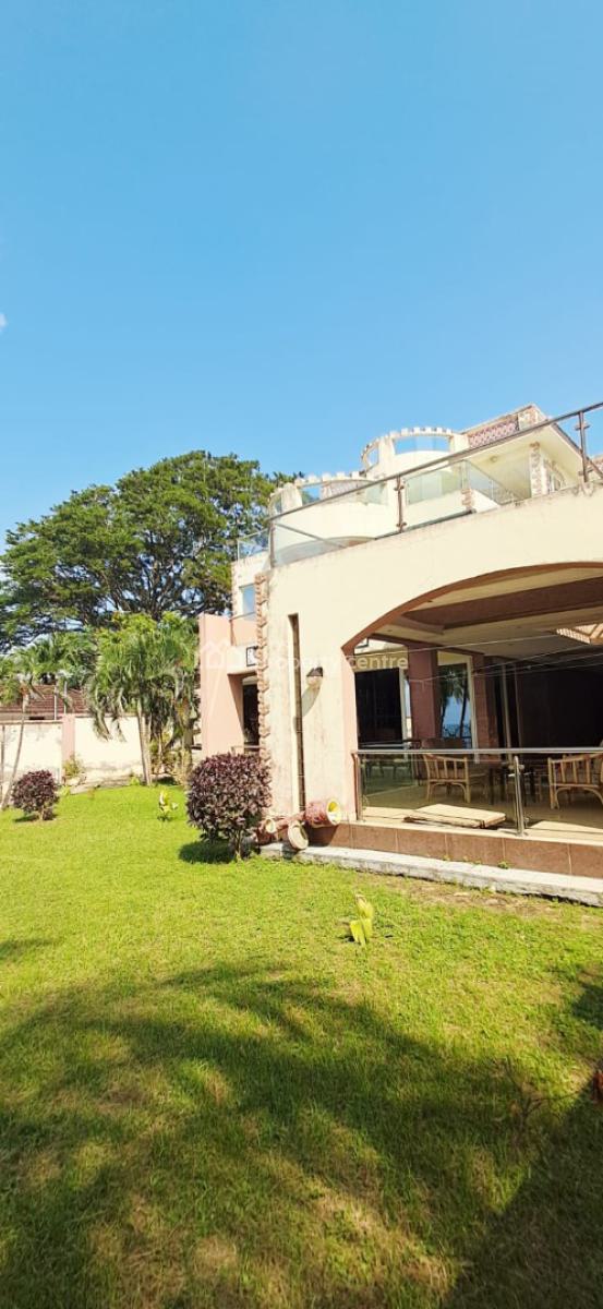 6 Bedrooms Executive Beach Mansion, Nyali, Mombasa, House for Sale