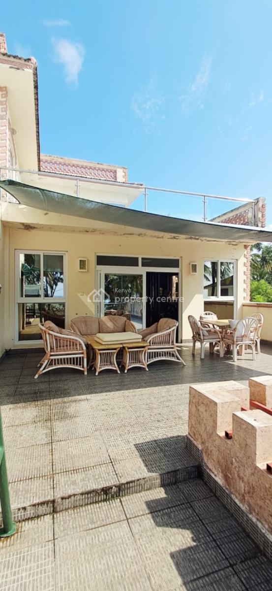 6 Bedrooms Executive Beach Mansion, Nyali, Mombasa, House for Sale