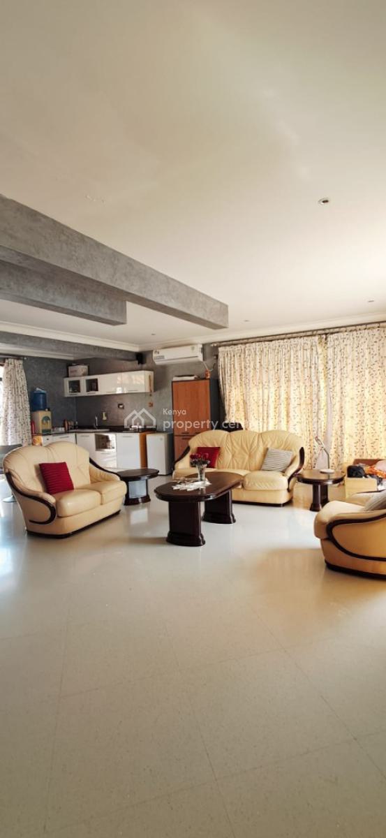 6 Bedrooms Executive Beach Mansion, Nyali, Mombasa, House for Sale