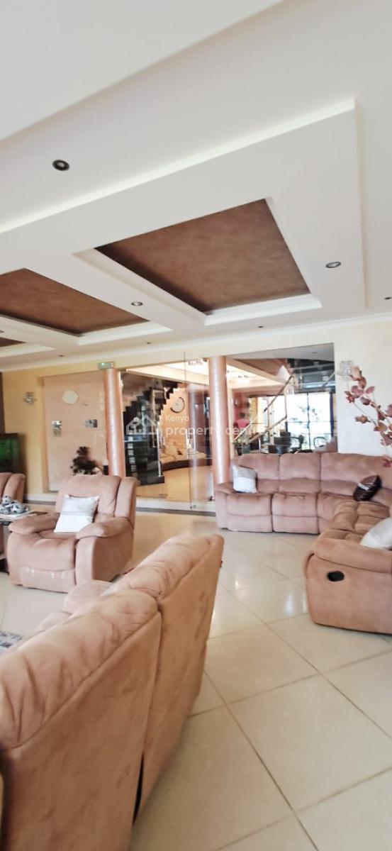 6 Bedrooms Executive Beach Mansion, Nyali, Mombasa, House for Sale