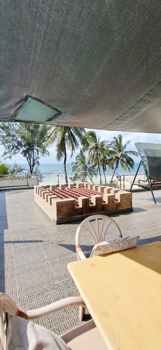 6 Bedrooms Executive Beach Mansion, Nyali, Mombasa, House for Sale