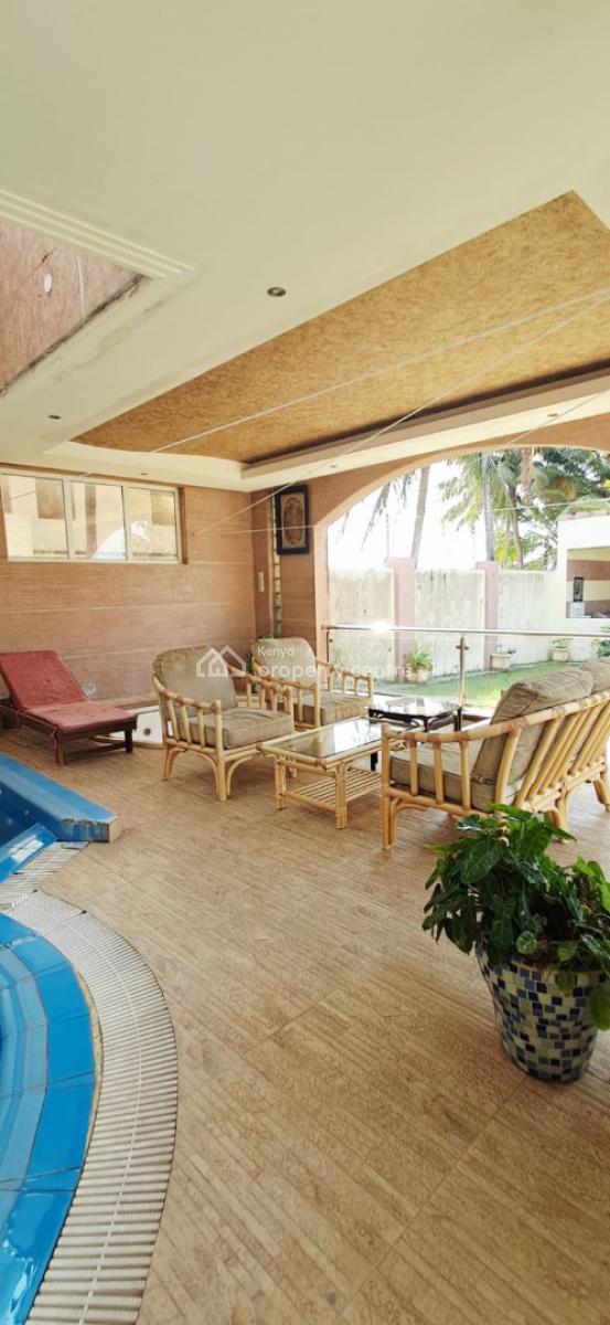6 Bedrooms Executive Beach Mansion, Nyali, Mombasa, House for Sale