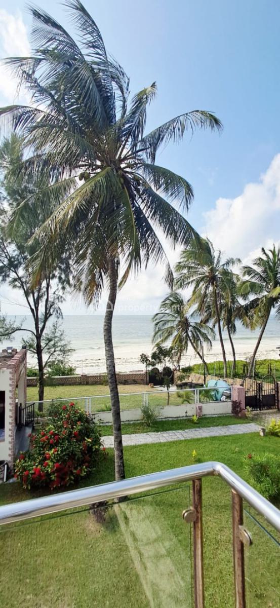 6 Bedrooms Executive Beach Mansion, Nyali, Mombasa, House for Sale