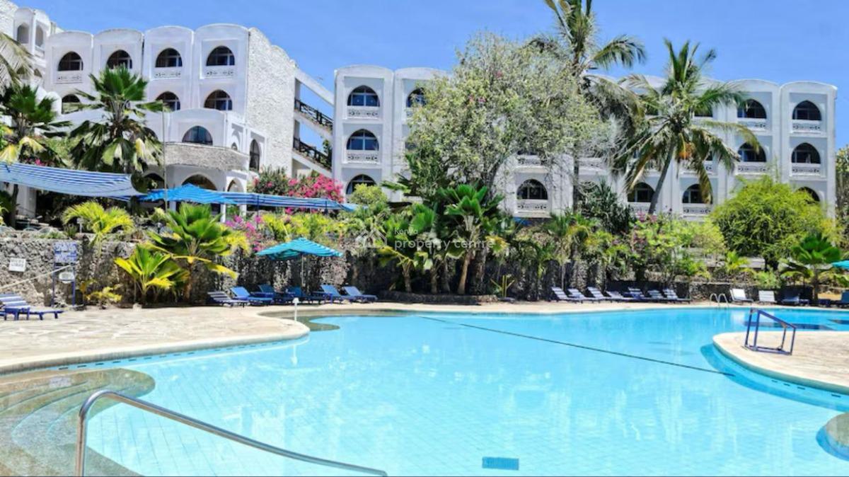 4 Star Beach Hotel with 191 Rooms in Diani Beach-kenyan Coast, Diani Beach Front, Ukunda, Kwale, Hotel / Guest House for Sale