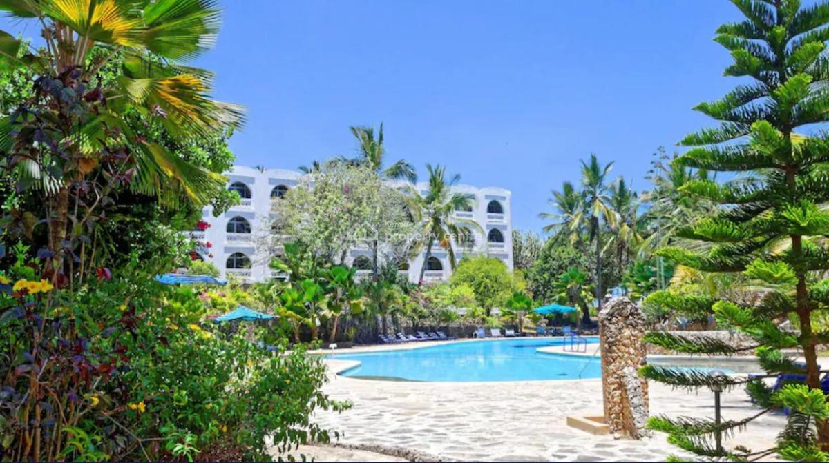 4 Star Beach Hotel with 191 Rooms in Diani Beach-kenyan Coast, Diani Beach Front, Ukunda, Kwale, Hotel / Guest House for Sale